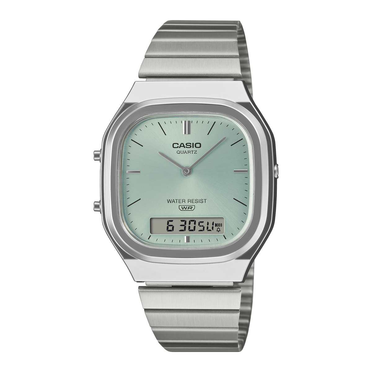 Casio AQ-240E-2A vintage watch light-blue dial